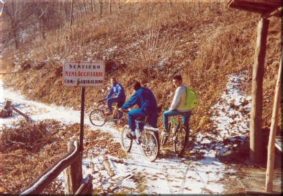 Escursione 11 febbraio 1990 3 inizio sentiero "NINI ACCHIARDI, com.te garibaldino".