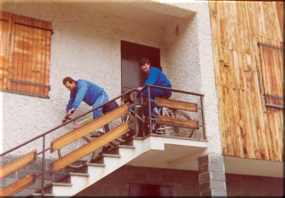 Escursione 25 marzo 1990 1 MTB, giù per le scale