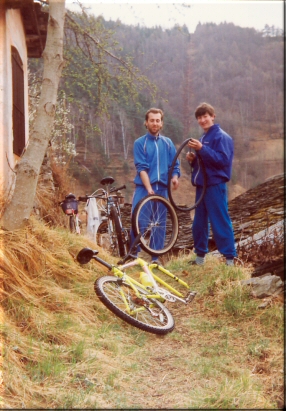 Escursione 25 marzo 1990 2 efficae centro assistenza all'opera